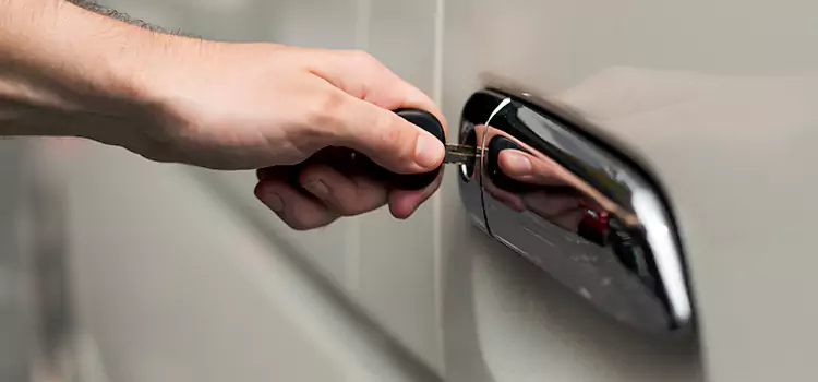 Why Choose Our Auto Locksmith Team in Steubenville, OH?